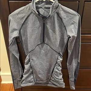 Lululemon Athletica Blue Gray Half-Zip long sleeve Size 2